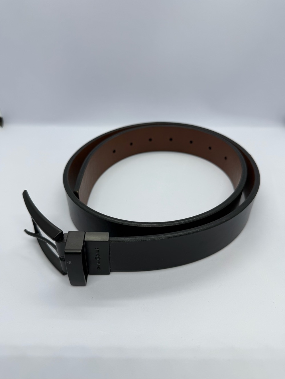 Men's Reversible Black/Brown Leather Belt with Matte Buckle